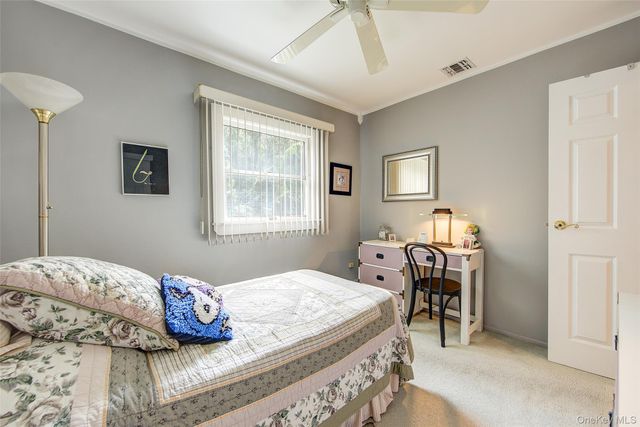 133 Kings Highway, Hauppauge, NY 11788