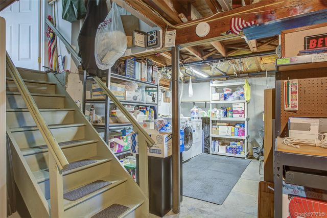 133 Kings Highway, Hauppauge, NY 11788