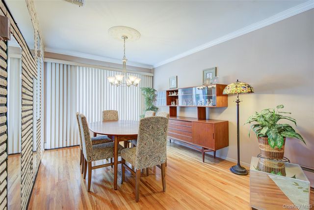 133 Kings Highway, Hauppauge, NY 11788