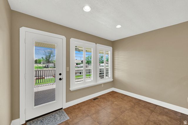 3724 S 3050 W, West Haven, UT 84401