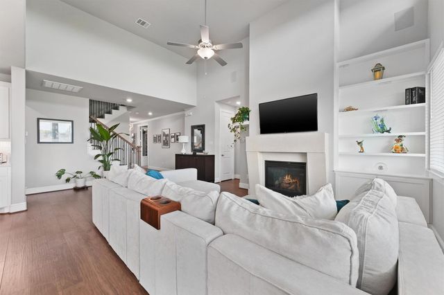 4050 Shackleton Court, Iowa Colony, TX 77583