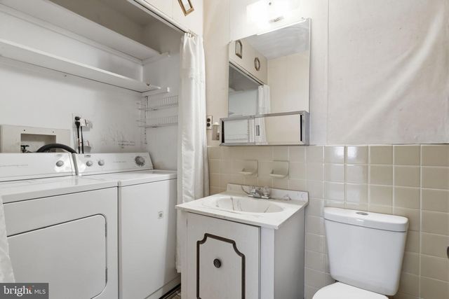 7921 FAIRFIELD ST, Philadelphia, PA 19152