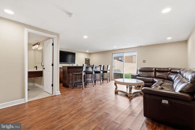 7921 FAIRFIELD ST, Philadelphia, PA 19152