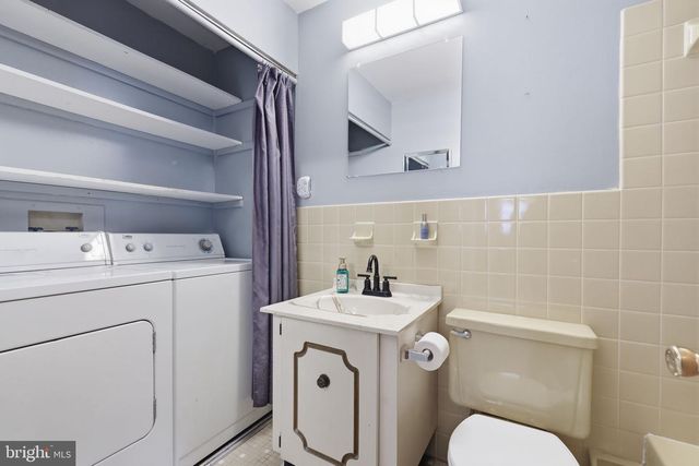 7921 FAIRFIELD ST, Philadelphia, PA 19152