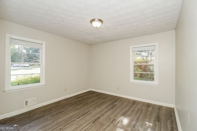 2082 Warren Drive SW, Austell, GA 30106