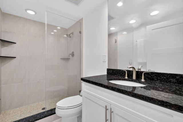 2295 S OCEAN Boulevard 418, Palm Beach, FL 33480