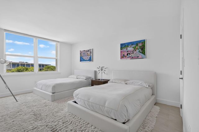 2295 S OCEAN Boulevard 418, Palm Beach, FL 33480