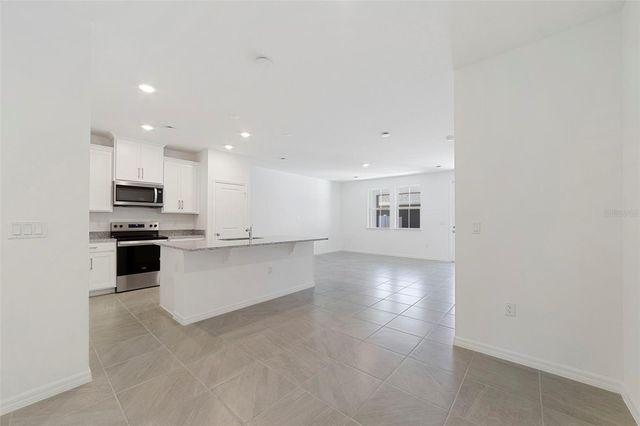 684 LOLA LANE, Oviedo, FL 32765