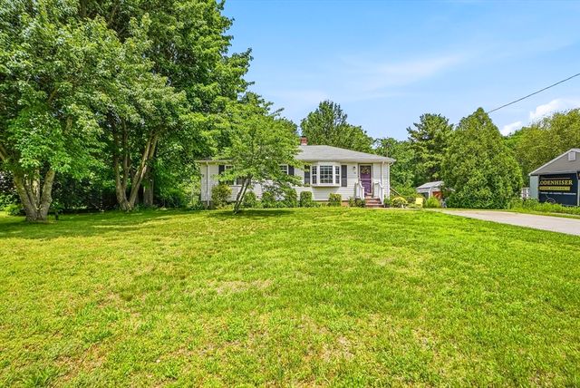 58 Wedgewood Dr, Holliston, MA 01746