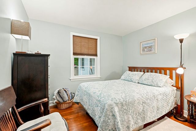 58 Wedgewood Dr, Holliston, MA 01746