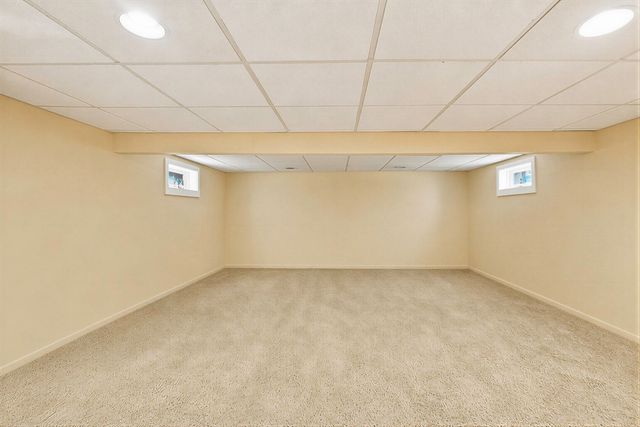 58 Wedgewood Dr, Holliston, MA 01746