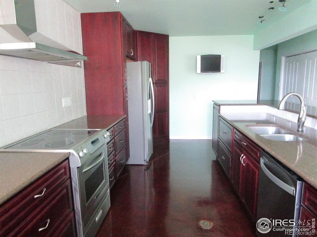 18 S Cedar Circle E, Burlington, CO 80807