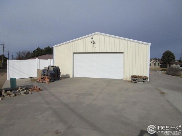 18 S Cedar Circle E, Burlington, CO 80807