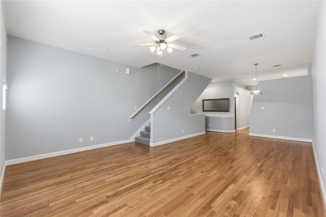 5941 South Loop E 1301, Houston, TX 77033