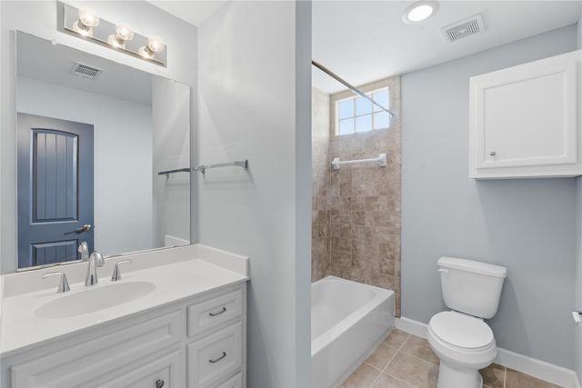 5941 South Loop E 1301, Houston, TX 77033