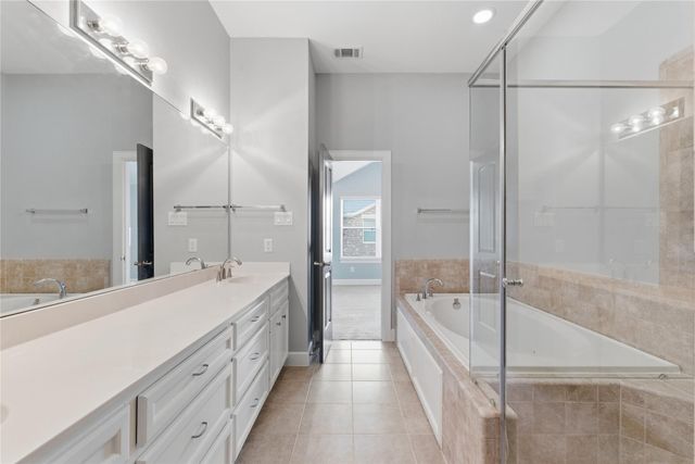 5941 South Loop E 1301, Houston, TX 77033