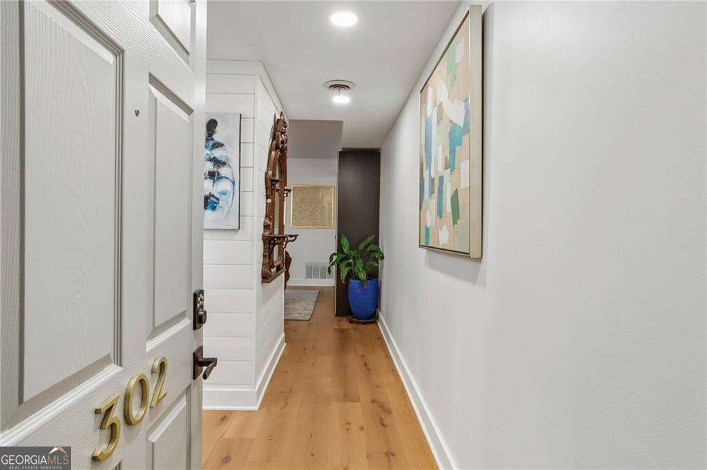 2632 Peachtree Road NW 302B, Atlanta, GA 30305 — photo 2
