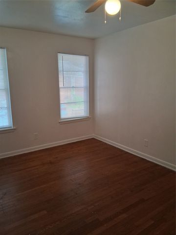 3019 Avon Street 3019, Dallas, TX 75211