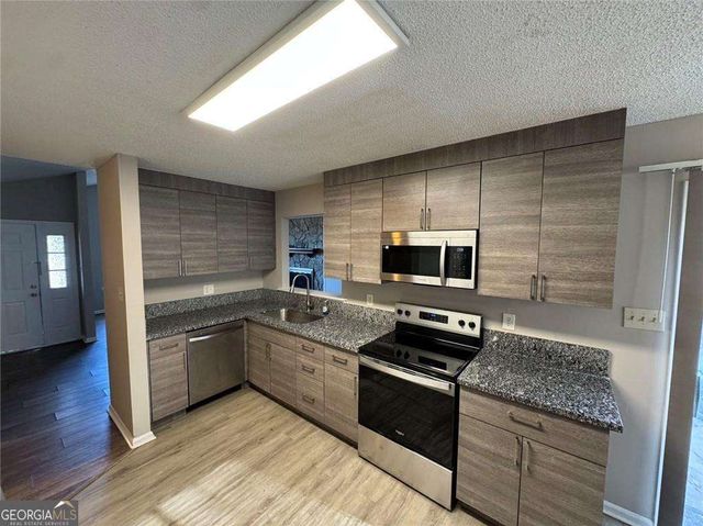 316 Ridgestone Drive, Warner Robins, GA 31088