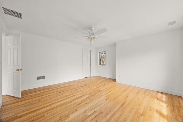 8 Telegraph Hill Road, Sandwich, MA 02563