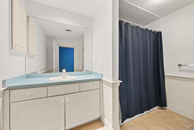 8 Telegraph Hill Road, Sandwich, MA 02563
