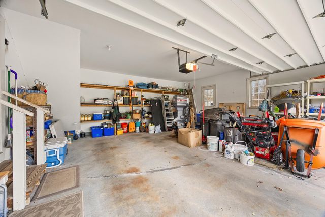 8 Telegraph Hill Road, Sandwich, MA 02563