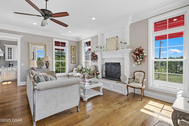 3003 S Schifferdecker Avenue, Joplin, MO 64804