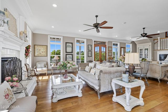 3003 S Schifferdecker Avenue, Joplin, MO 64804