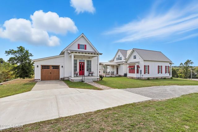 3003 S Schifferdecker Avenue, Joplin, MO 64804