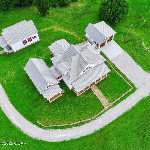 3003 S Schifferdecker Avenue, Joplin, MO 64804