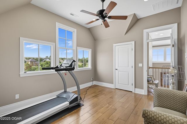 3003 S Schifferdecker Avenue, Joplin, MO 64804