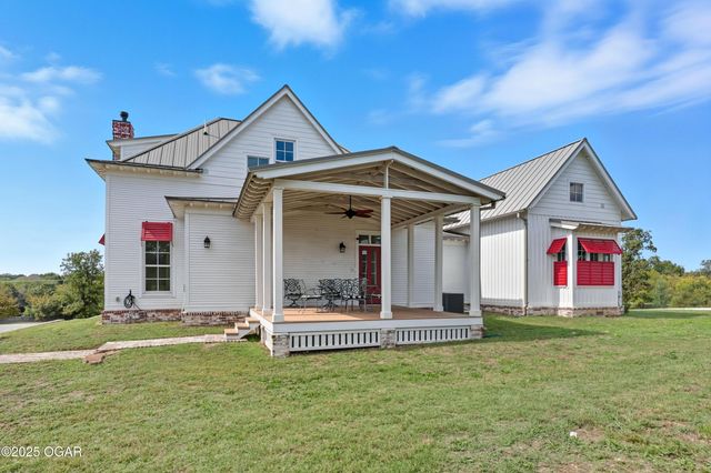 3003 S Schifferdecker Avenue, Joplin, MO 64804