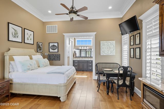 3003 S Schifferdecker Avenue, Joplin, MO 64804