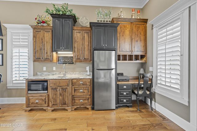 3003 S Schifferdecker Avenue, Joplin, MO 64804