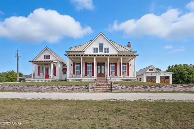 3003 S Schifferdecker Avenue, Joplin, MO 64804