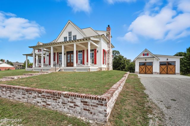 3003 S Schifferdecker Avenue, Joplin, MO 64804