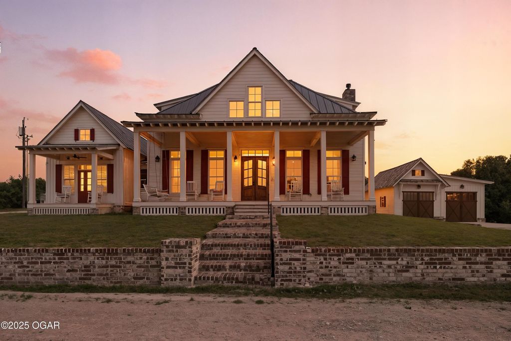 3003 S Schifferdecker Avenue, Joplin, MO 64804