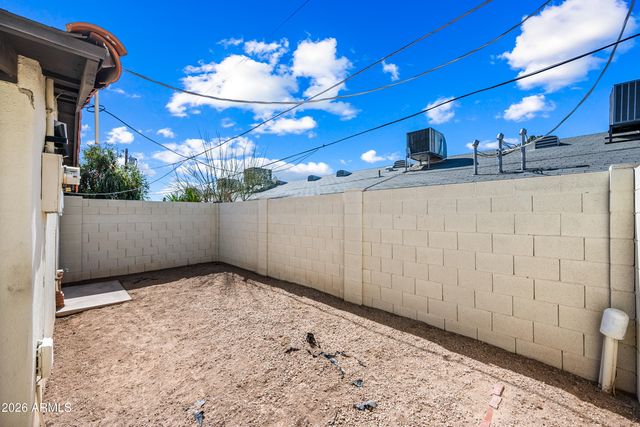1108 W Mission Lane, Phoenix, AZ 85021