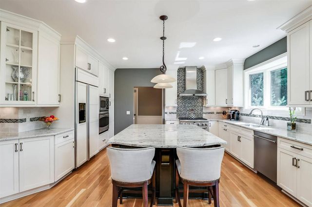 14164 Bayberry Drive, Shelby Twp, MI 48315