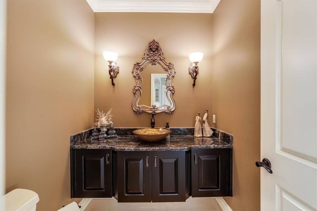 14164 Bayberry Drive, Shelby Twp, MI 48315