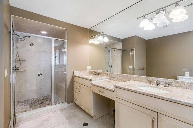 14164 Bayberry Drive, Shelby Twp, MI 48315