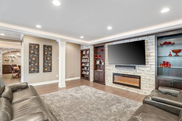 14164 Bayberry Drive, Shelby Twp, MI 48315