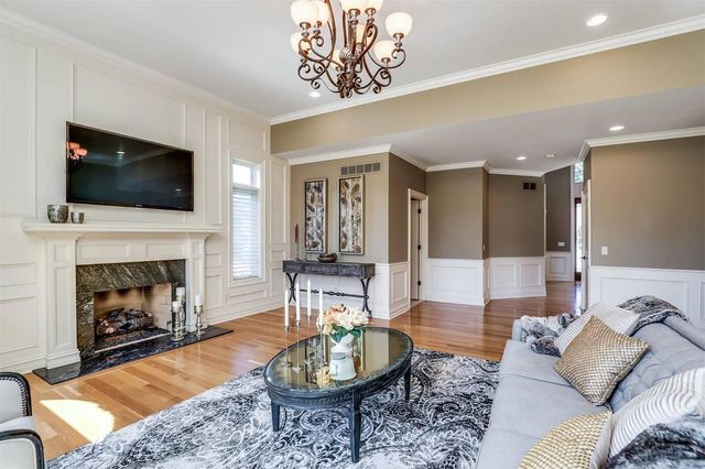 14164 Bayberry Drive, Shelby Twp, MI 48315