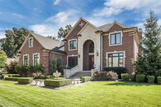 14164 Bayberry Drive, Shelby Twp, MI 48315