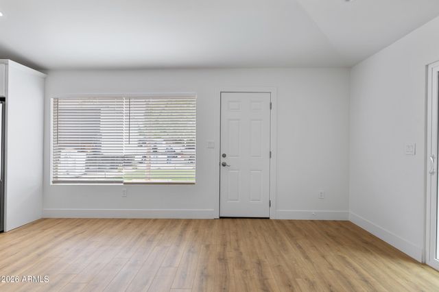 2044 S FOREST Avenue, Tempe, AZ 85282