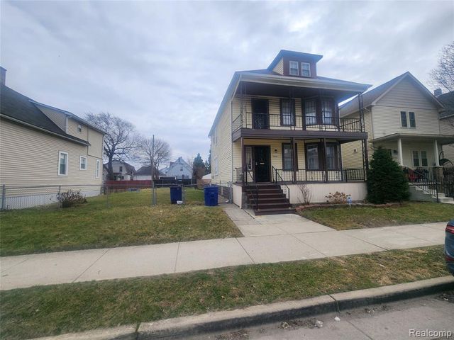 2400 Danforth Street, Hamtramck, MI 48212