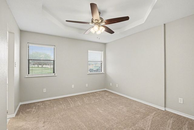 10101 Round Hill Road, Fort Worth, TX 76131