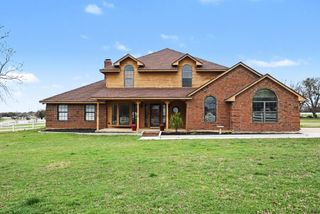 10101 Round Hill Road, Fort Worth, TX 76131