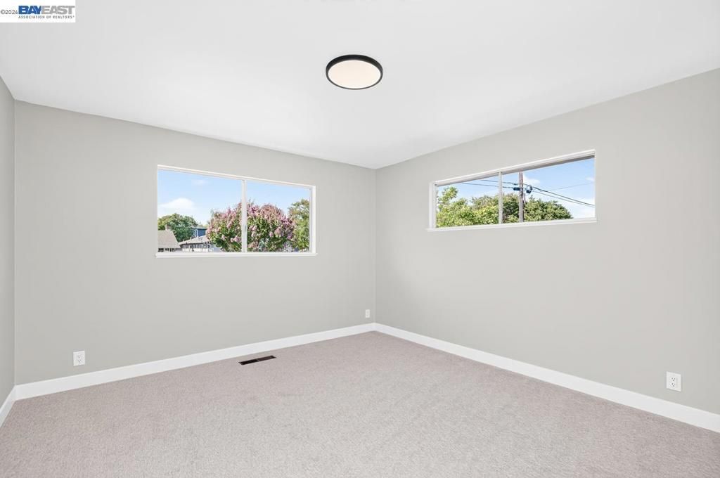 Image 37 of property listing at 1681 5Th St, Livermore, CA 94550