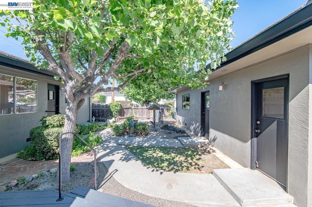 Image 49 of property listing at 1681 5Th St, Livermore, CA 94550